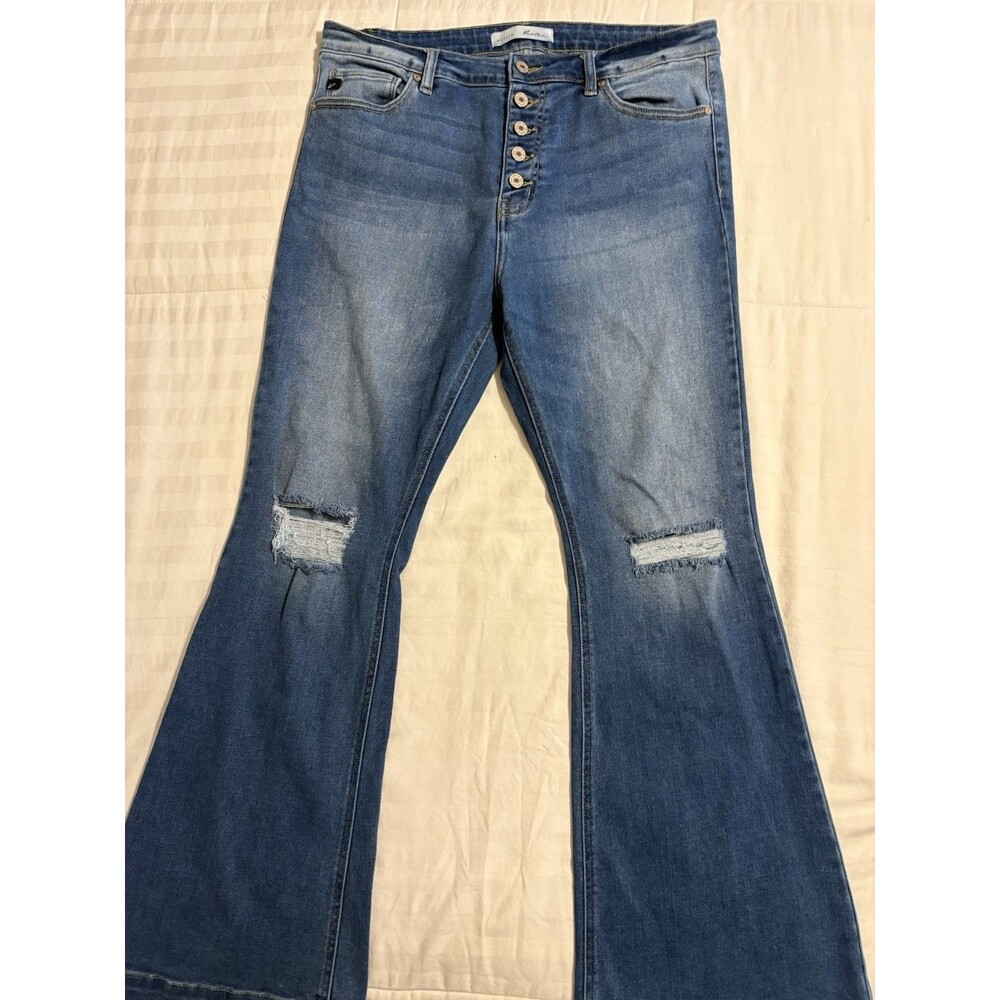 KanCan Petite Women's Flare Leg Jeans Size XL/36 Button Fly Distressed Stretch